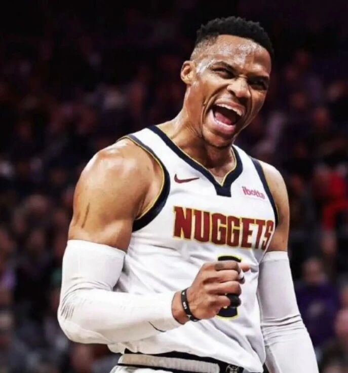 并不符合C 并不符合C